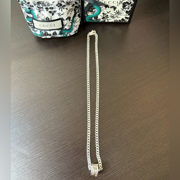 Cut Out G Pendant Necklace